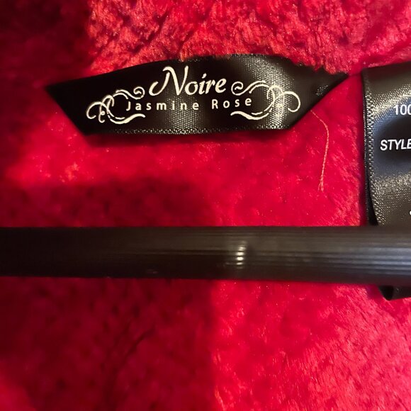 Noire Jasmine Rose Robe - Vintage Robe, NEVER WORN, NWOT - size M medium - Picture 9 of 16